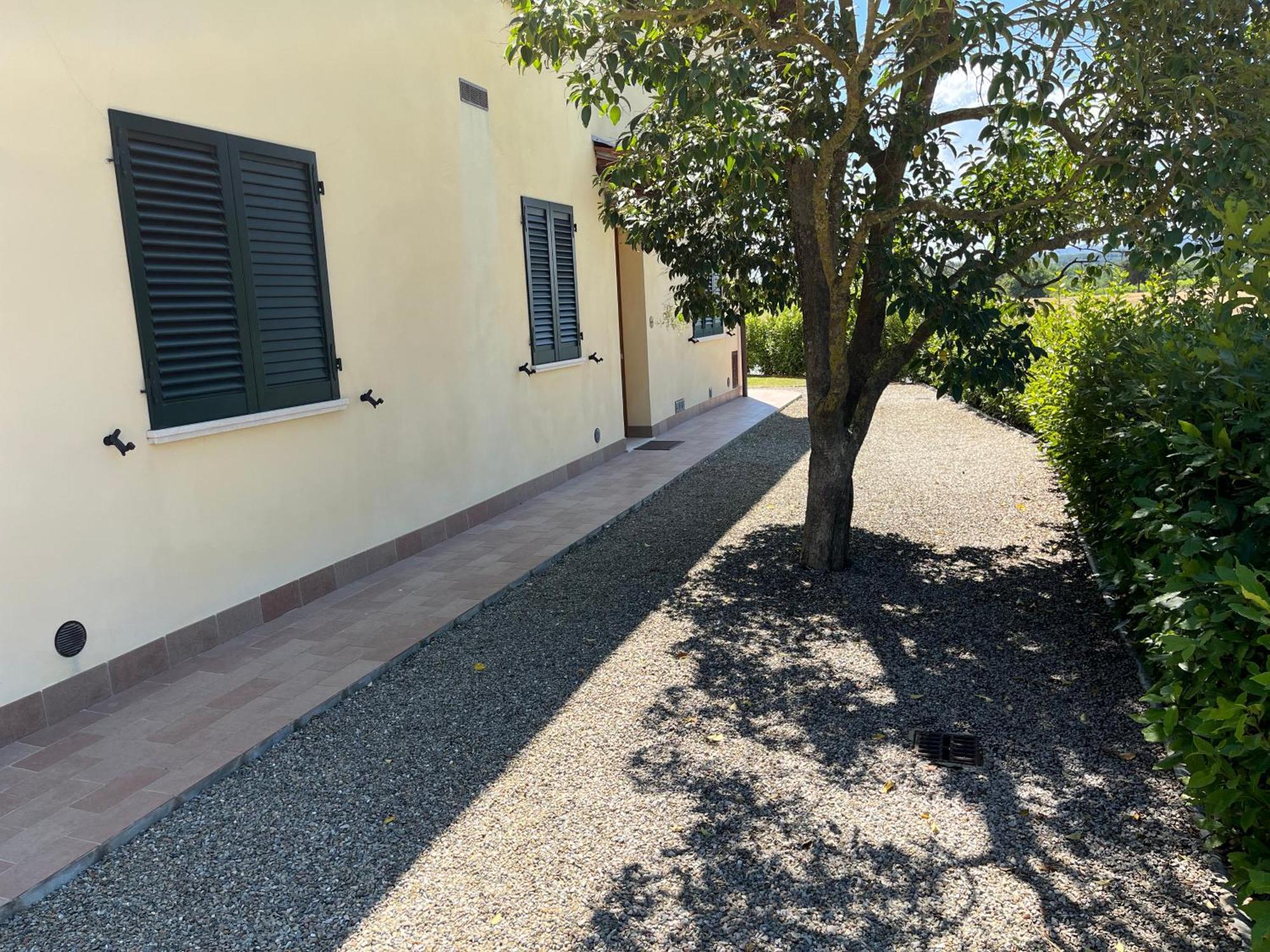 Holiday House La Rosa Terricciola Экстерьер фото